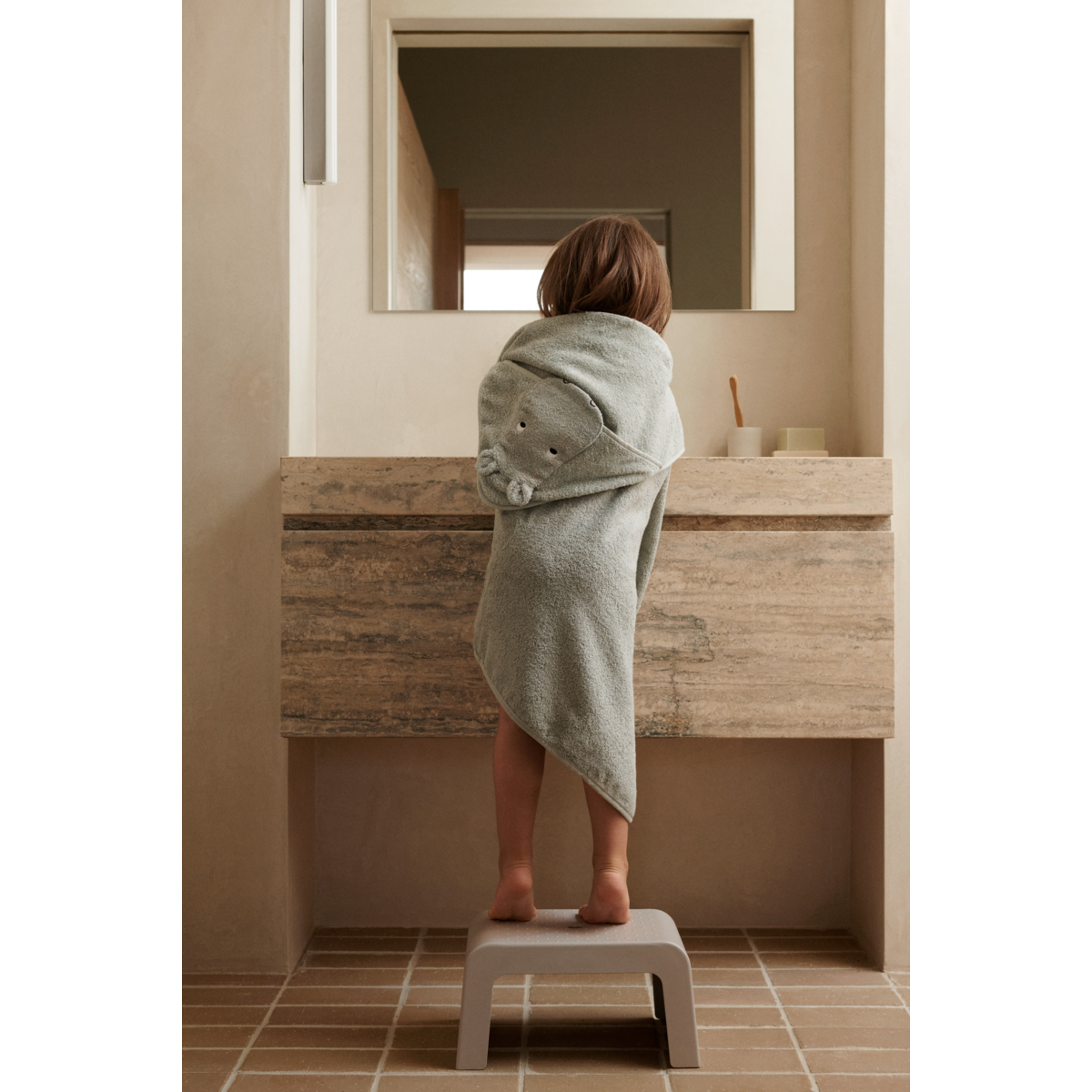 Liewood Albert Babyhandtuch mit Kapuze - Hippo dove blue - Häntucher / Waschlasppen