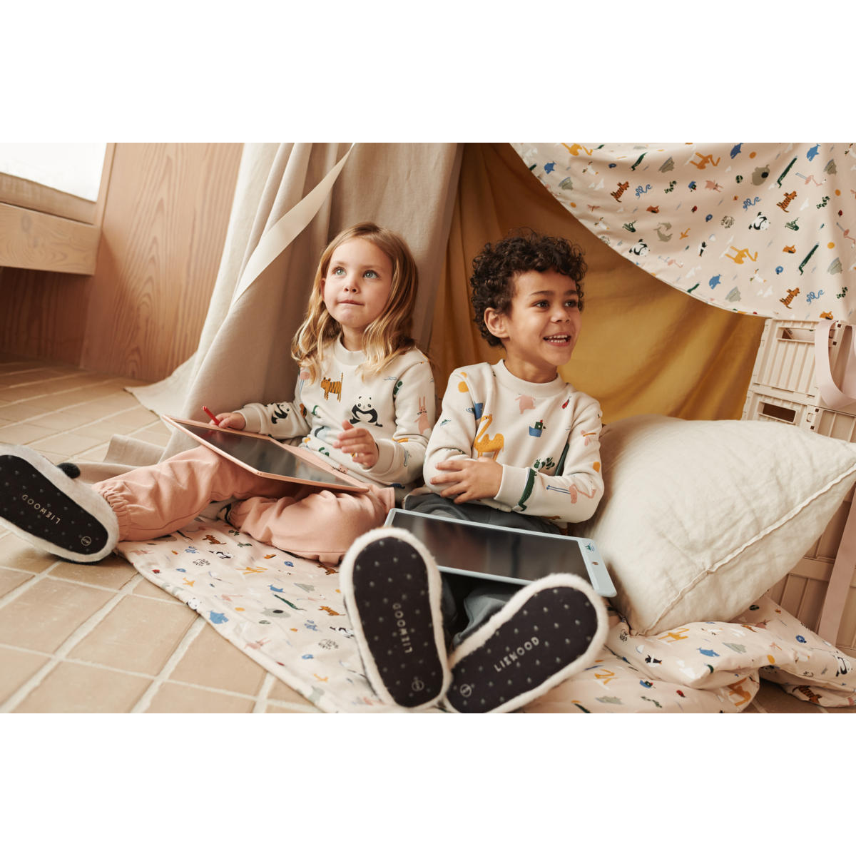 Liewood ZORA LCD-Zeichenbrett 13,5 Zoll - Croco / Dove blue - Kreatives Spielzeug