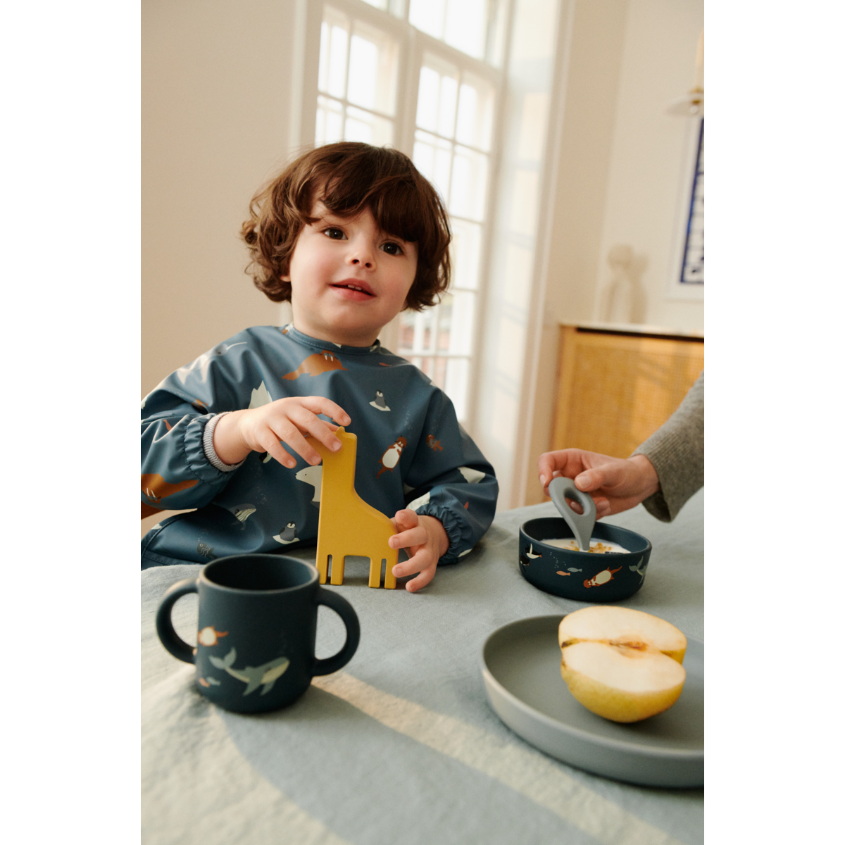 Liewood MERLE Bedrucktes Ärmellätzchen - Arctic Sea / Ocean view - Cape Lätzchen