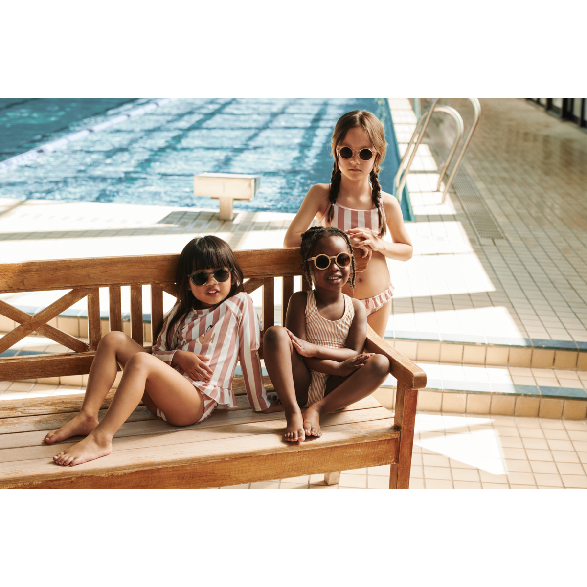 DAGNY Gestreiftes Badeset - Coral blush / creme de la creme stripe