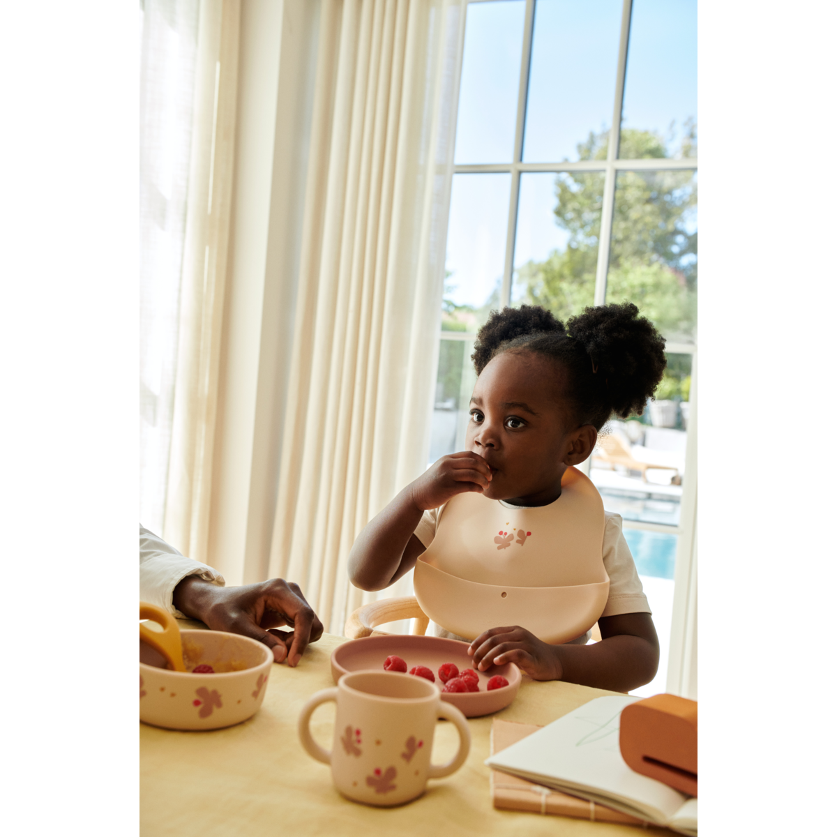 EMBER Bedruckte Lätzchen, 2er-Pack - Mini Butterfly / Apple blossom