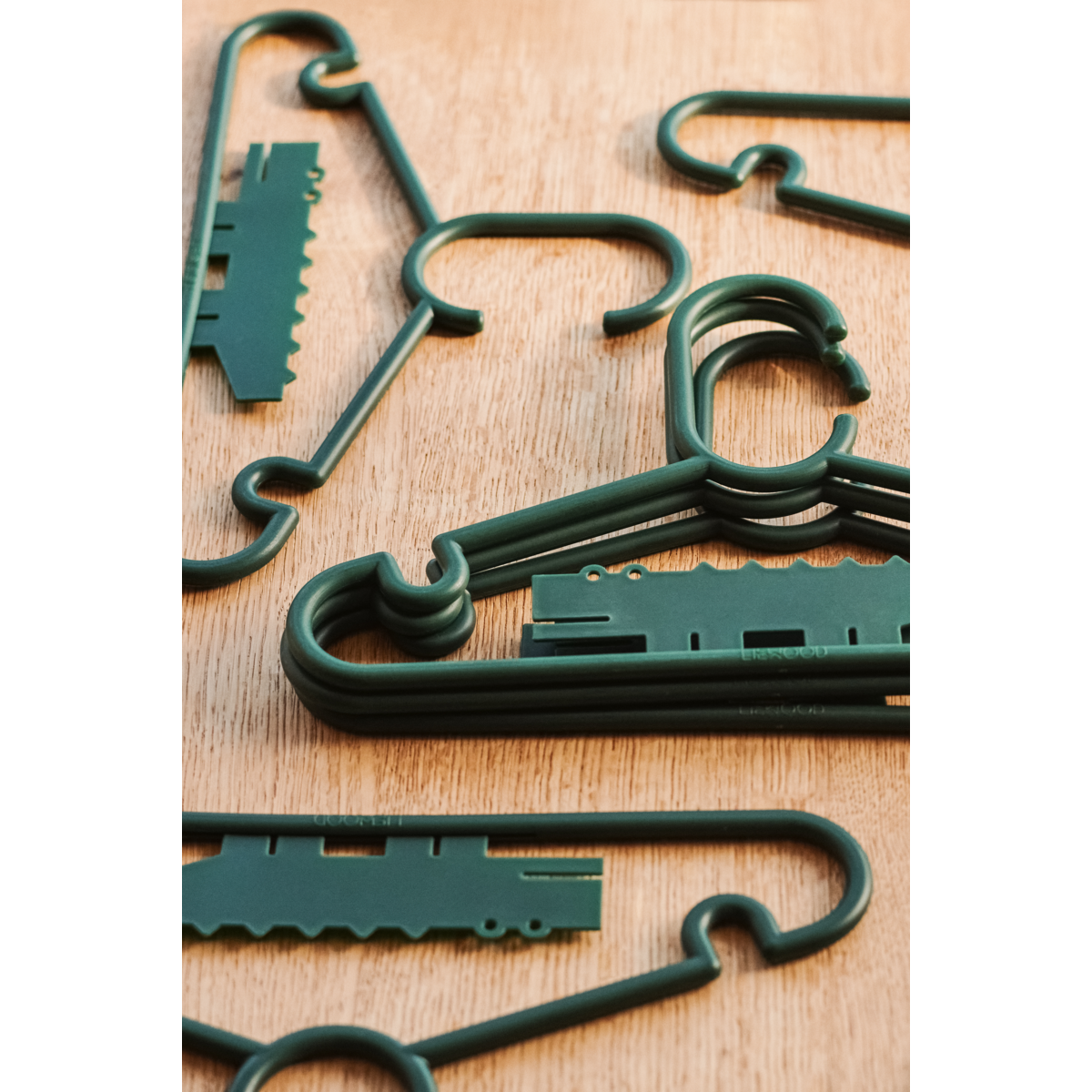 Liewood Falton Kleiderbügel mit Tierdetails 8er-Pack - Garden green - Garderobe