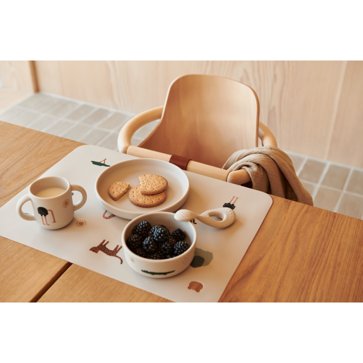 Liewood VIVI Silikon Geschirrset - Safari sandy mix - Geschirr satz