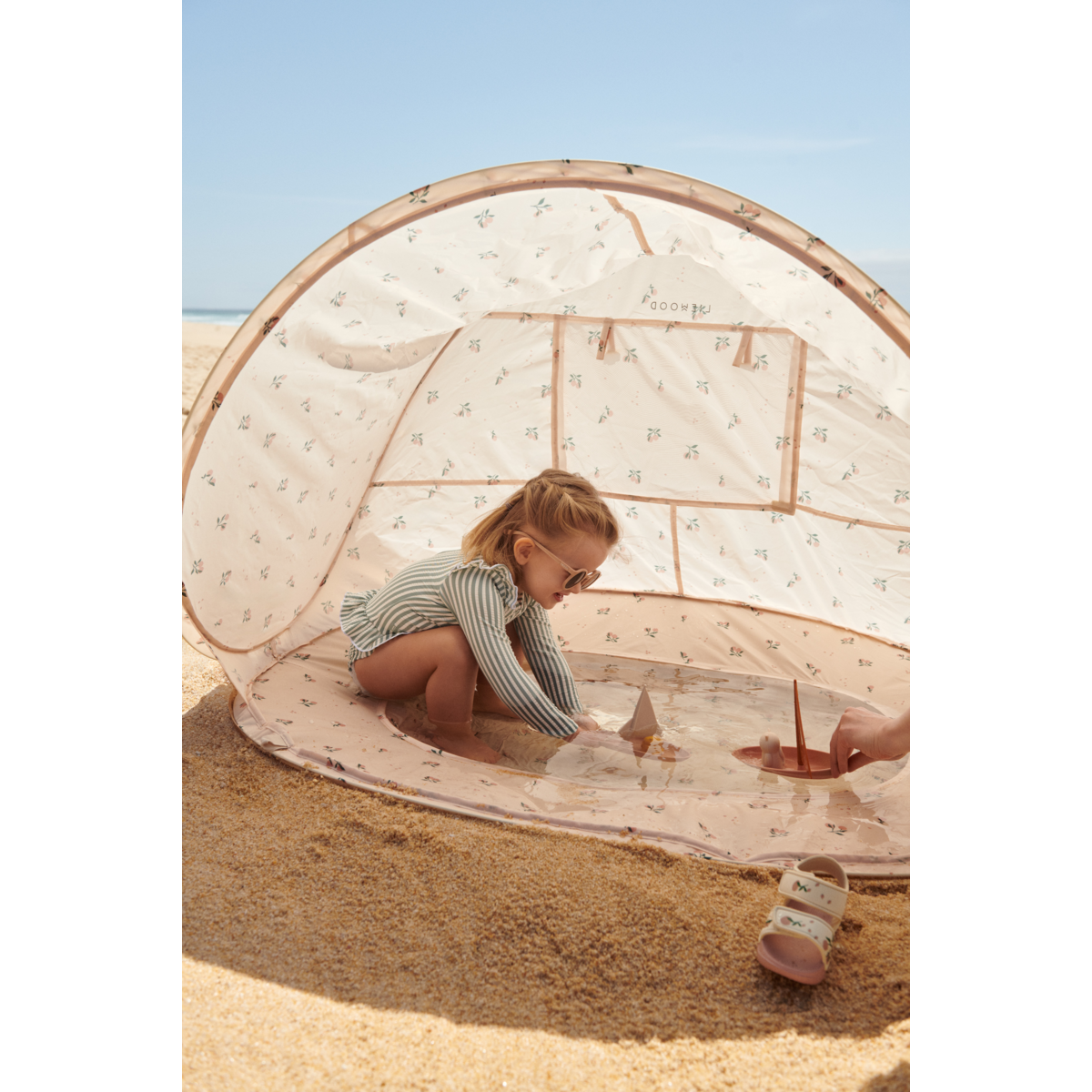 Liewood Everett Pop Up-Zelt mit Planschbecken - Safari sandy mix - ZELT