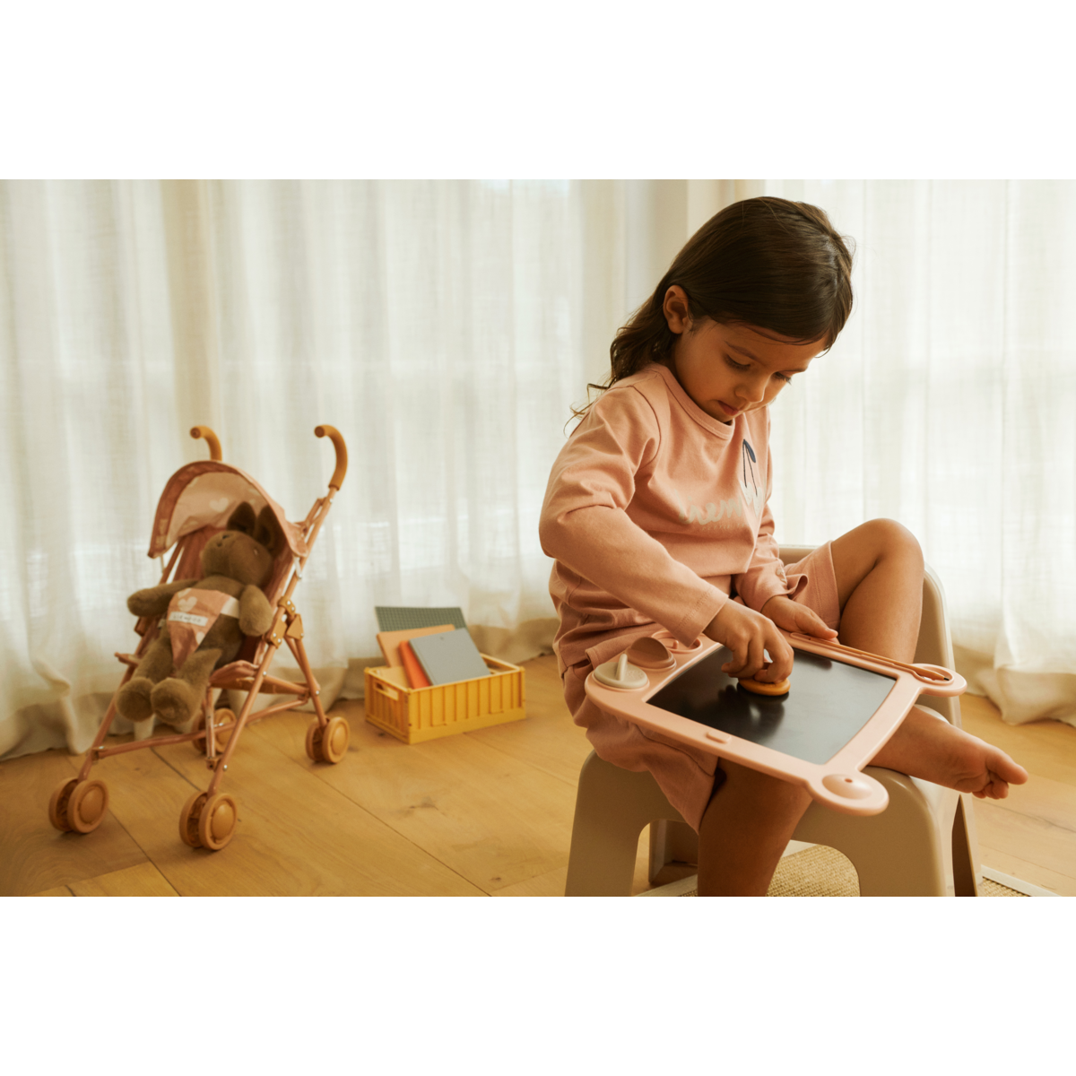 Liewood VENZORA LCD-Zeichenbrett mit Stempeln - Pale tuscany multi mix - Kreatives Spielzeug